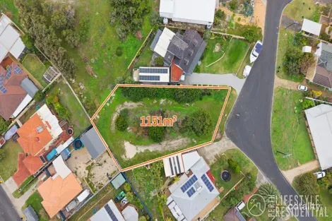 12 Stuart Pl, Two Rocks, WA 6037