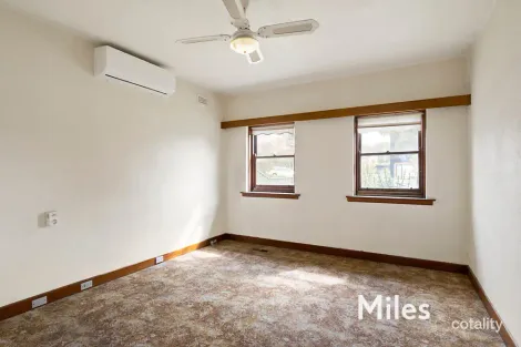 Property photo of 24 Hillside Road Rosanna VIC 3084