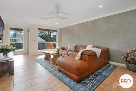 Property photo of 711 Centaur Road Hamilton Valley NSW 2641