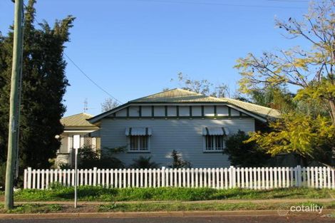 Property photo of 27 Middle Street Chinchilla QLD 4413