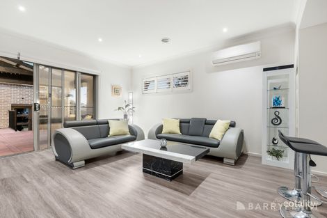 Property photo of 70 Mannavue Boulevard Cranbourne North VIC 3977