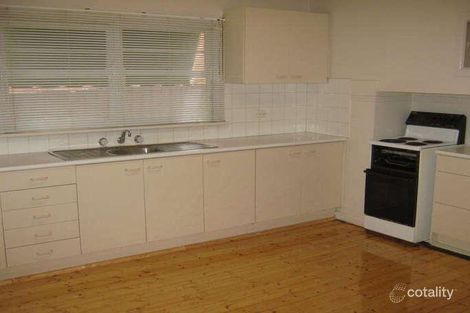 Property photo of 11 Mirabella Crescent Box Hill South VIC 3128