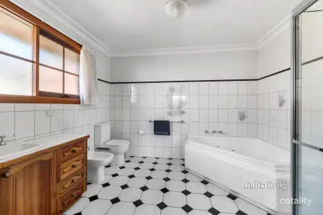 Property photo of 39 Grandview Road Brighton VIC 3186