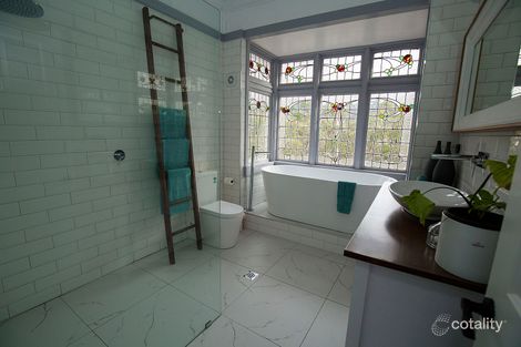 Property photo of 6 Lake Esplanade Katoomba NSW 2780