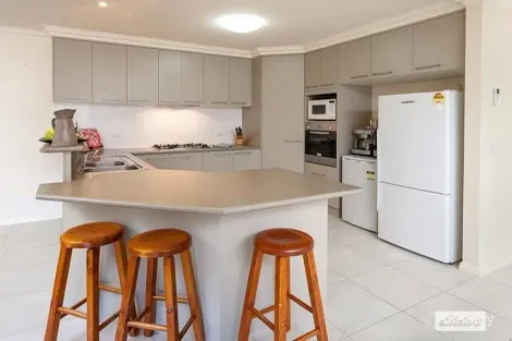 Property photo of 3 Owl Court Thurgoona NSW 2640