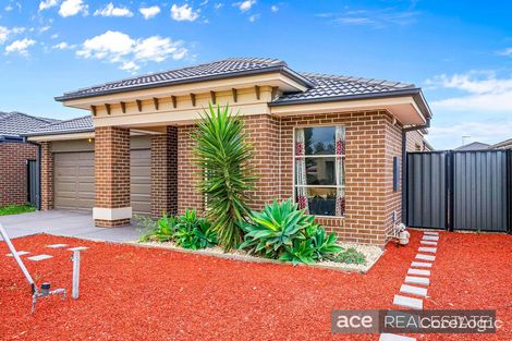 Property photo of 31 Regal Road Point Cook VIC 3030