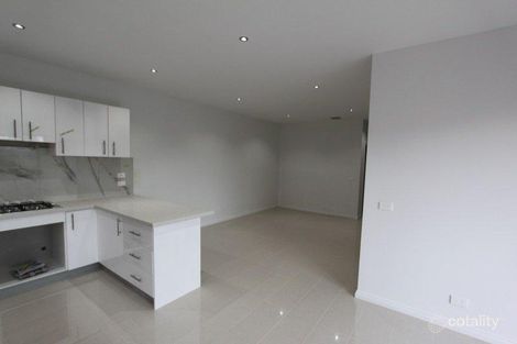 Property photo of 3/60 Fairbairn Road Sunshine West VIC 3020