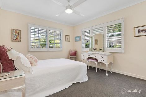 Property photo of 25 Blackstone Street Indooroopilly QLD 4068