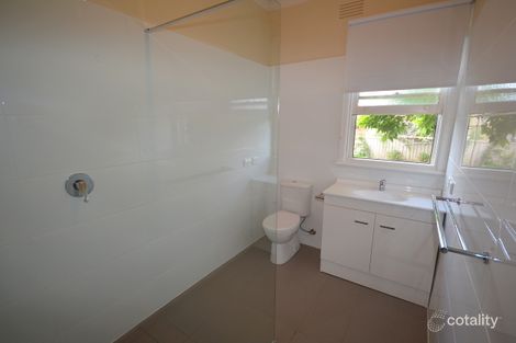 31 College Cres, Flora Hill, VIC 3550