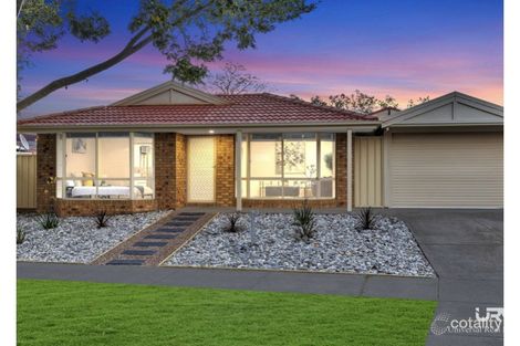Property photo of 23 Pinnock Avenue Roxburgh Park VIC 3064