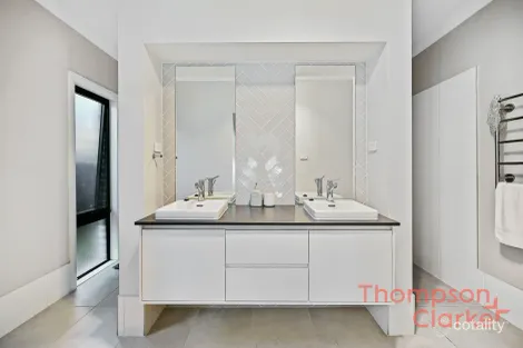 Property photo of 106 Grand Parade Rutherford NSW 2320