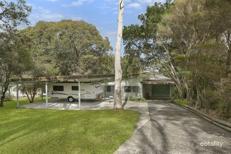 Property photo of 34 Diamond Head Drive Budgewoi NSW 2262