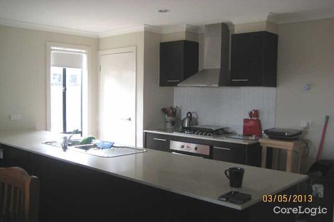 Property photo of 12 Rona Road Point Cook VIC 3030