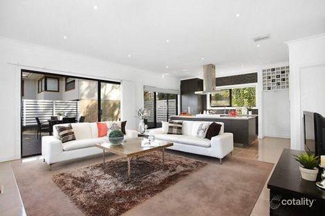 Property photo of 2/41 Surrey Road Mount Waverley VIC 3149