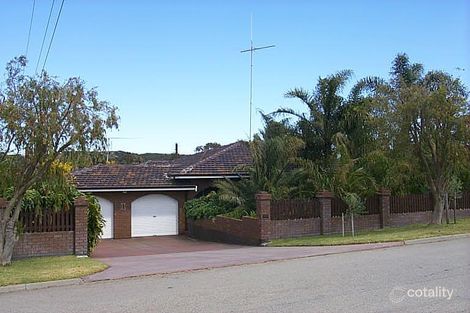 11 Pilgrim Way, Hamilton Hill, WA 6163