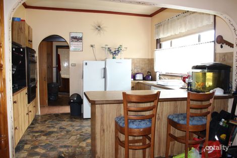 Property photo of 5 Broad Court Kangaroo Flat VIC 3555