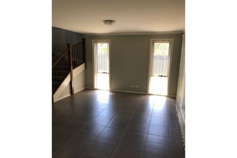 Property photo of 24 Wiseman Circuit Ropes Crossing NSW 2760