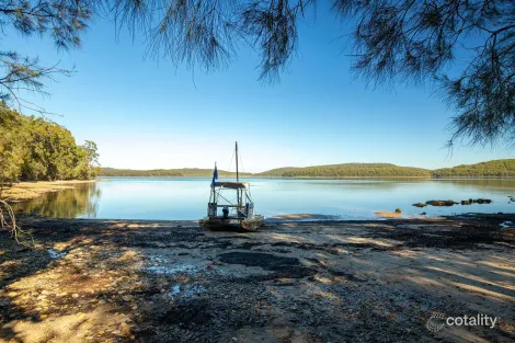 Property photo of 127 Amaroo Drive Smiths Lake NSW 2428