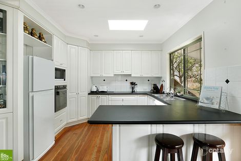 Property photo of 2/52 The Avenue Mount Saint Thomas NSW 2500