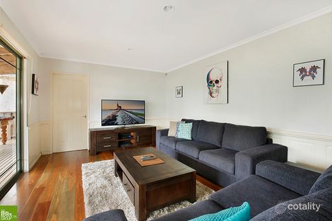 Property photo of 2/52 The Avenue Mount Saint Thomas NSW 2500