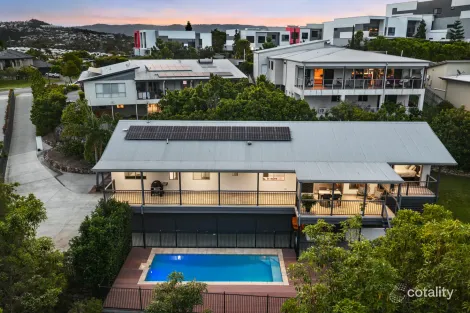 Property photo of 19 John Francis Drive Carrara QLD 4211