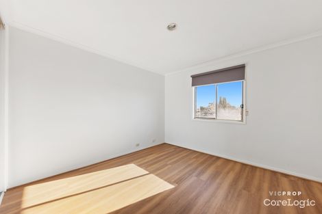 Property photo of 21 Dalkeith Drive Point Cook VIC 3030