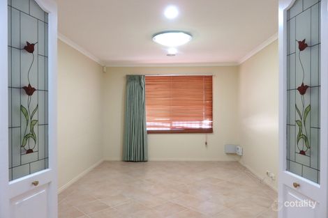 Property photo of 23 Doreen Rogen Way South Morang VIC 3752