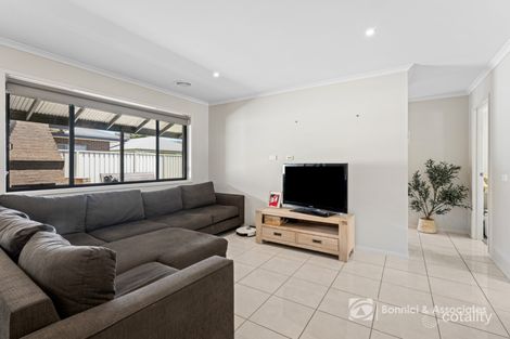 Property photo of 52 Cornwall Avenue Hamilton Valley NSW 2641