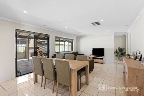 Property photo of 52 Cornwall Avenue Hamilton Valley NSW 2641