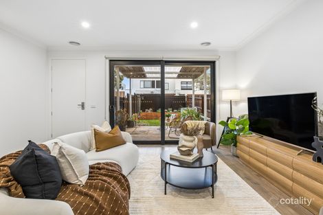 Property photo of 12 Wineglass Walk Carrum Downs VIC 3201