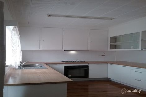 Property photo of 1 Bailey Court Springvale VIC 3171