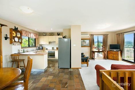 Property photo of 22 Scenic Crescent Albion Park NSW 2527