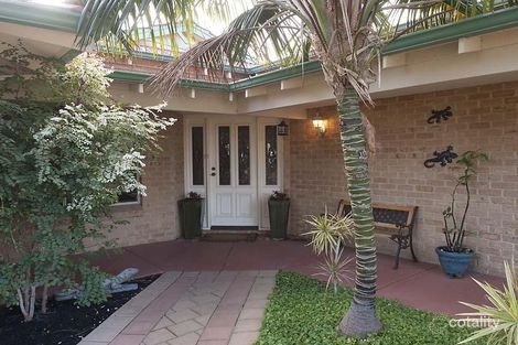 10 Camargue Grn, Secret Harbour, WA 6173