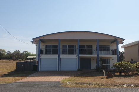 5 Sea Esp, Burnett Heads, QLD 4670