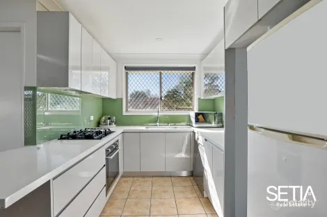 Property photo of 26 Samantha Crescent Glendenning NSW 2761