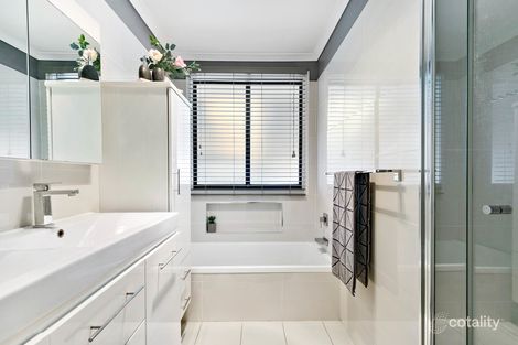 Property photo of 34 Corio Drive St Clair NSW 2759