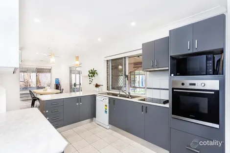 Property photo of 2 Colonial Court Mudgeeraba QLD 4213