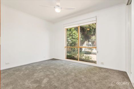 Property photo of 32 Iluka Drive Werribee VIC 3030