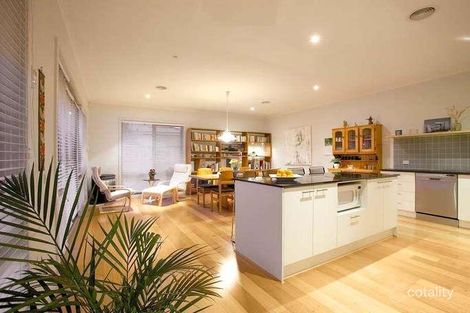 Property photo of 10 Pinehurst Way Heatherton VIC 3202
