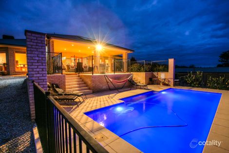 Property photo of 91 Alexandra Way Table Top NSW 2640