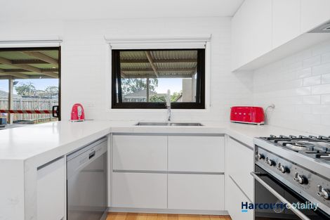 Property photo of 52 West Gateway Keilor East VIC 3033