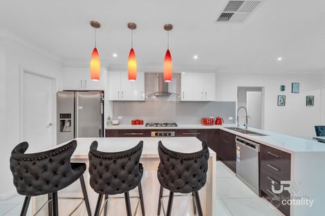 Property photo of 50 Gallantry Avenue Craigieburn VIC 3064