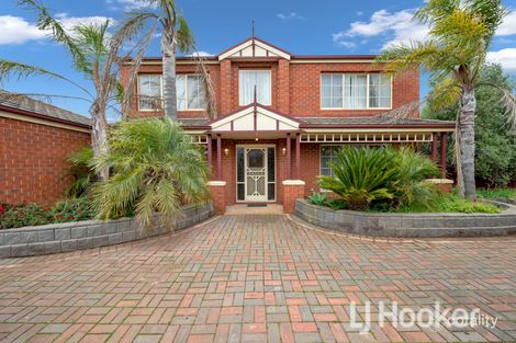 Property photo of 20 Maplewood Close Brookfield VIC 3338