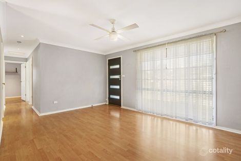 Property photo of 16 Fulmar Close Mount Hutton NSW 2290