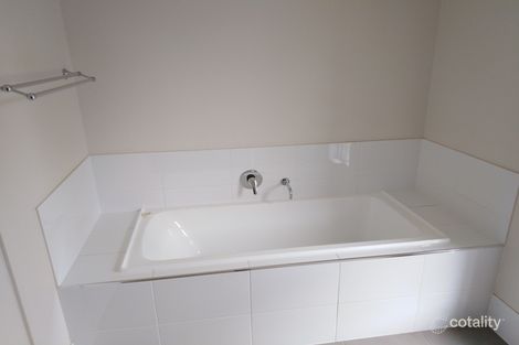 Property photo of 9 Mandi Court Urraween QLD 4655