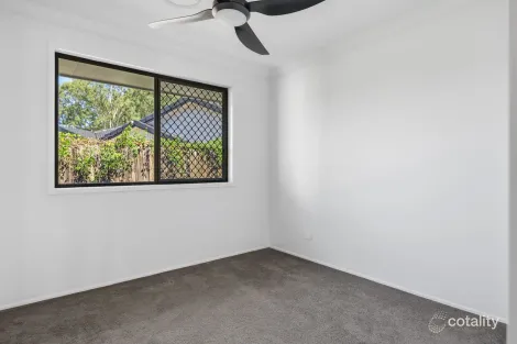 Property photo of 2 Matlock Court Hemmant QLD 4174