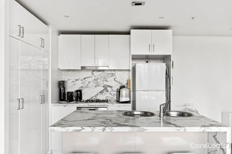 Property photo of 101/12 Waterview Walk Docklands VIC 3008
