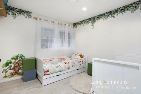 Property photo of 69 Swan Circuit Green Valley NSW 2168