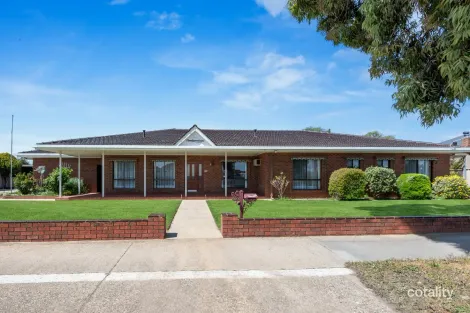 Property photo of 592-594 Napier Street Epsom VIC 3551