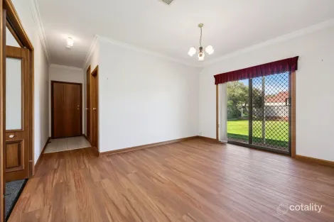 Property photo of 592-594 Napier Street Epsom VIC 3551